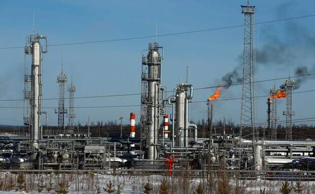 Россия нарастила добычу нефти в окт на 1% до 10,84 млн барр/сут