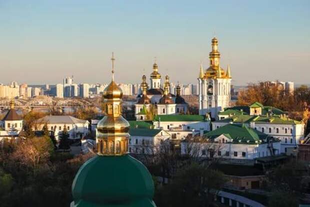 Зеленский готовит гонения на Украинскую Православную Церковь