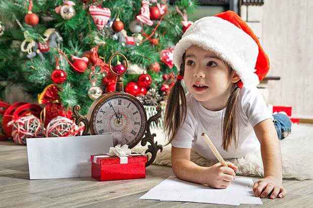 Готовимся к Новому году: традиция писать письма Деду Морозу
