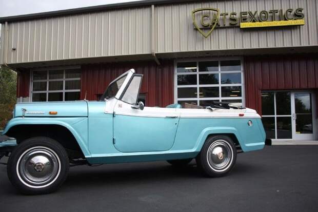 На аукцион выставлен Jeep Jeepster Commando Convertible (53 фото)