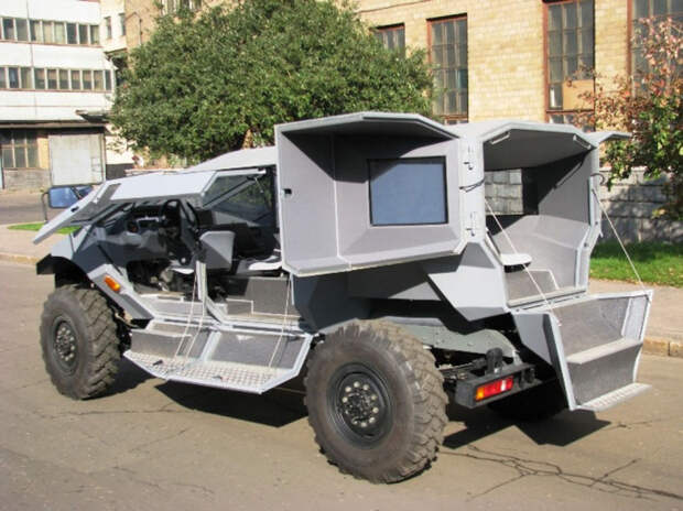 Распашные задние двери...