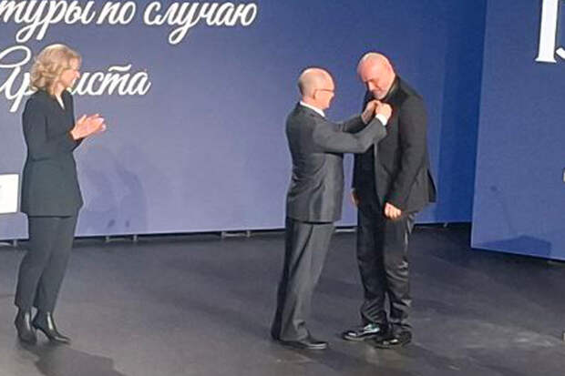 Опубликован полный список награжденных и отмеченных в День артиста 17 января