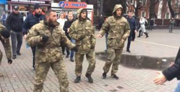 Украинские патриоты принялись рэкетом изгонять полезных инвесторов из страны