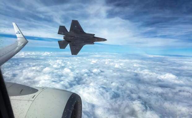 Эпические потери: в небе Ирана подбиты истребитель пятого поколения и сверхсекретный БПЛА