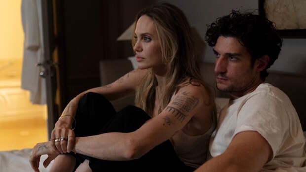 "Кутюр": драма о женщинах в мире моды с Анджелиной Джоли и Луи Гаррелем