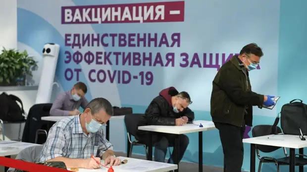 «Останавливаться нельзя»: Мишустин призвал не сбавлять темп вакцинации от коронавируса