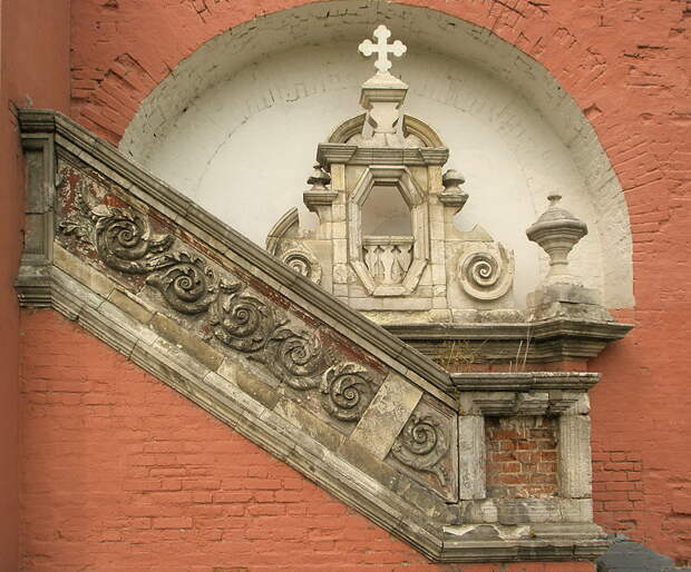 Парапет лестницы и фрагмент фасада  утраченной Успенской церкви на территории Донского монастыря.