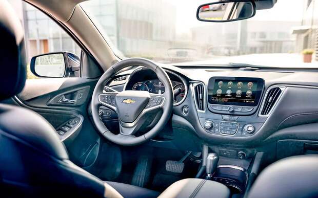 Пятиметровый седан по цене Kia Rio с автоматом — почему так дешево?