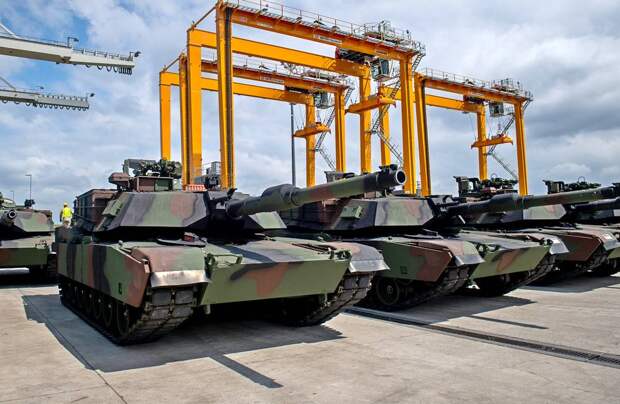 Польша нацеливается на Брест и Калининград