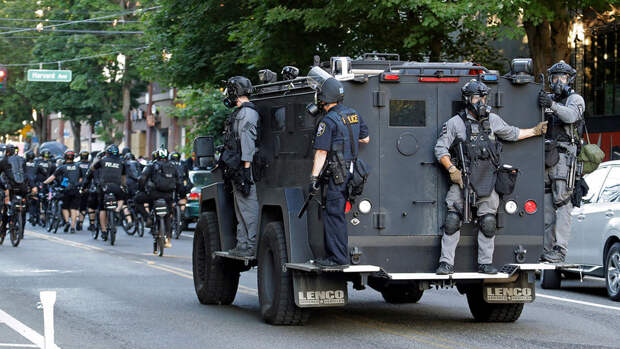 Полиция Нью-Йорка пошла на штурм корпуса Колумбийского университета