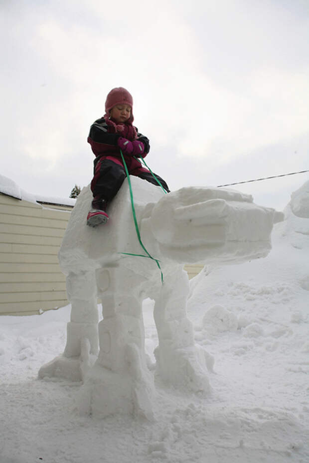 snow-sculpture-art-snowman-winter-11__605