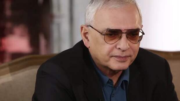 Молчать о таком нельзя. Карен Шахназаров и не стал