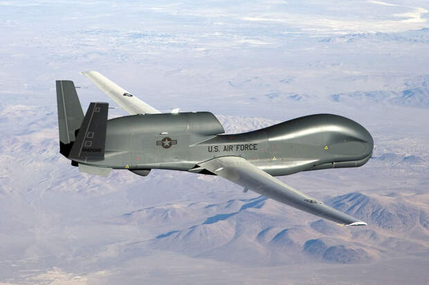 SHOT: в районе Черного моря дрон-разведчик НАТО потерял связь с авиабазой