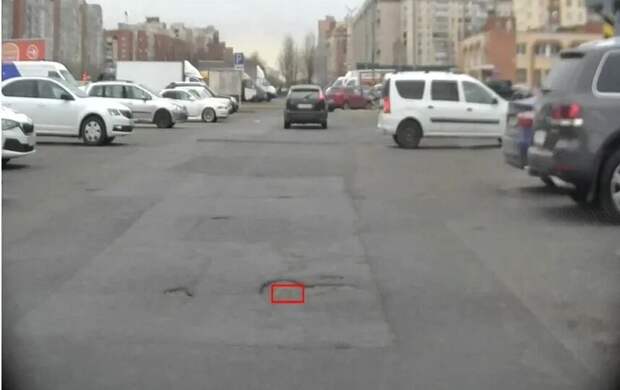 Первые в новом сезоне дефекты асфальта выявила нейросеть в Петербурге