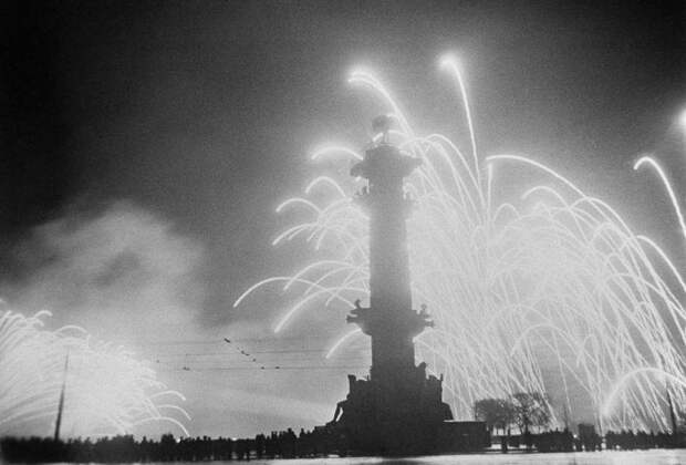 Падение Рейха. Как Германия сдалась Красной Армии