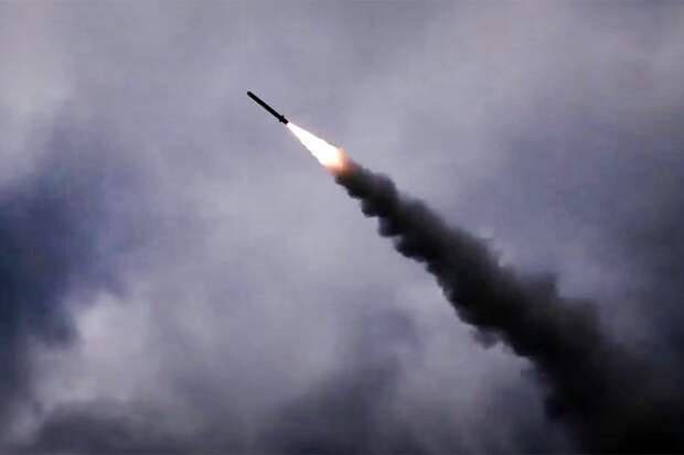 Зеленский заявил, что в США и Европу могут прилететь российские ракеты