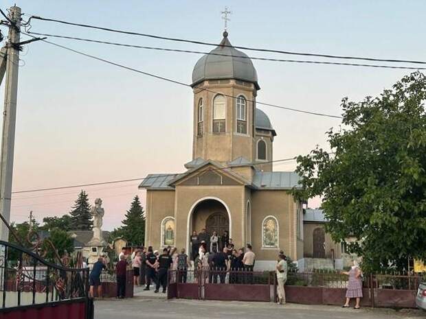 защита храма в селе Гринауцы, фото: Вконтакте