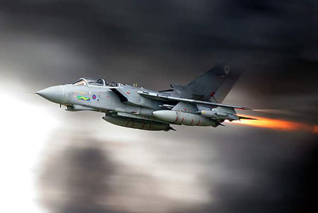 Истребитель Tornado GR4 ВВС Великобритании