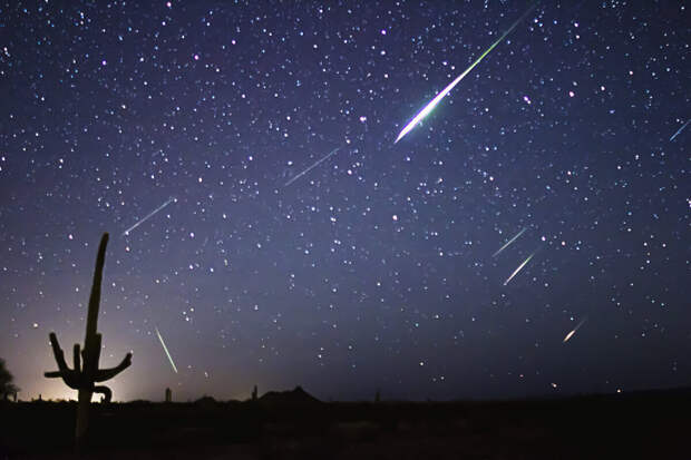 Ночное небо Пермского края озарил загадочный огненный шар