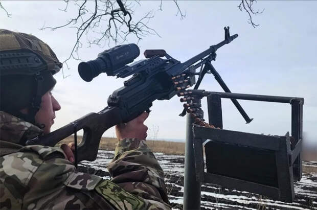 Гвардии рядовой Пугачев уничтожил беспилотник ВСУ из личного оружия