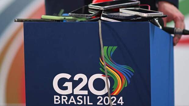 Песков заявил об отсутствии решения по посещению саммита G20 Путиным