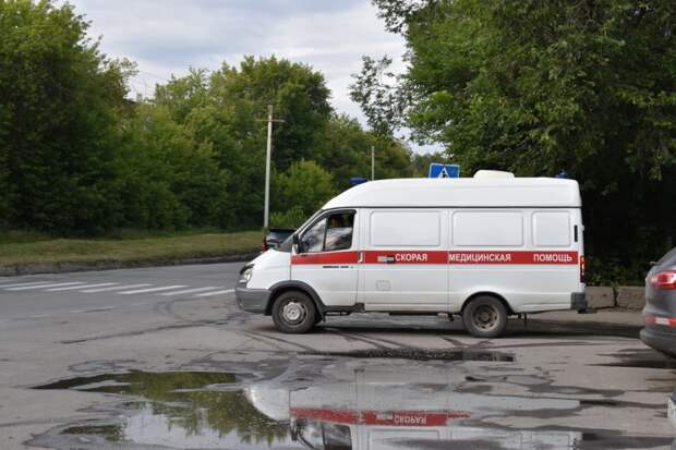 49-летний мужчина и еще девять человек скончались от COVID-19 в Новосибирской области