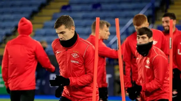 Баженов: «Лестер» отлично бежит за спину, «Спартак» пока никак не может это исправить