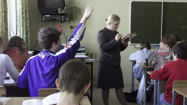 Депутаты предлагают выплачивать стипендии школьникам
