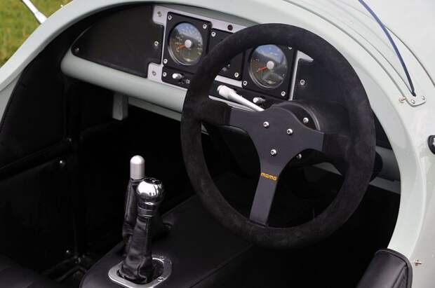 Американцы смогут покупать трехколесные Morgan (53 фото)