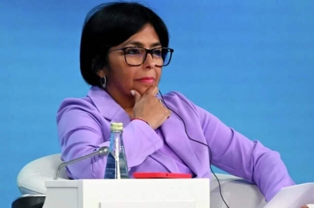 Новая глава Венесуэлы не поедет в США в ближайшее время