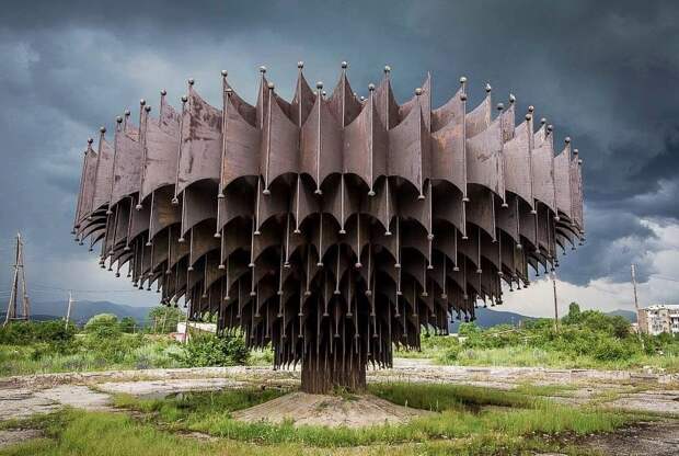 Как выглядят футуристичные здания времен СССР