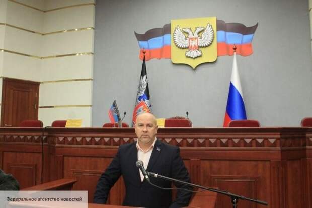 Киев готовит закон о двойном гражданстве: Ищенко рассказал, что изменится для украинцев