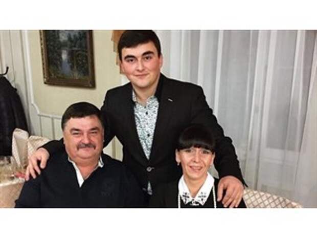 На Украине отпустил из-под стражи карателей, подозреваемых в жестоком убийстве фермера и его семьи