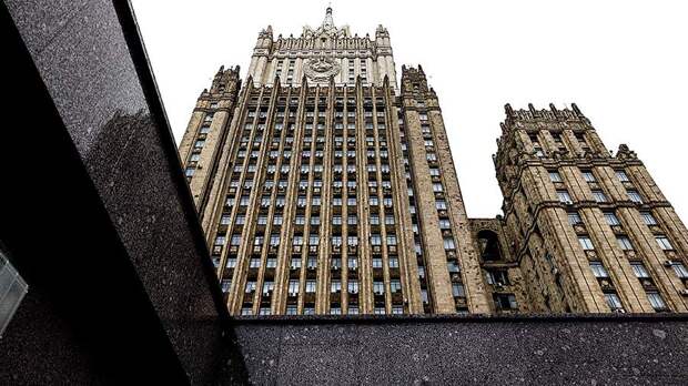 В МИД РФ указали на использование ВСУ британского оружия против регионов России