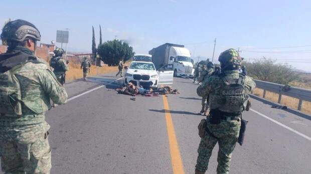 «Мы здесь власть»: в Мексике боевики развязали террор на улицах после убийства