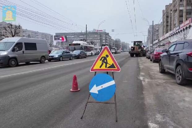 В Тамбове коммунальные службы приступили к очистке улиц от песка и грязи после зимы