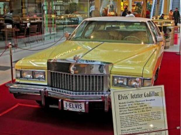 Cadillac Fleetwood Brougham 1974 года