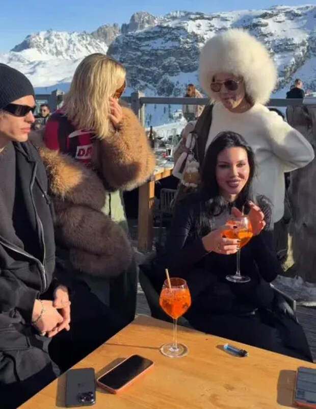 Тарас Романов, Елена Перминова, Оксана Самойлова и Ксения Собчак