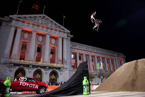 41 Лучшие фото с финала соревнований по экстремальным видам спорта Dew Tour 2013
