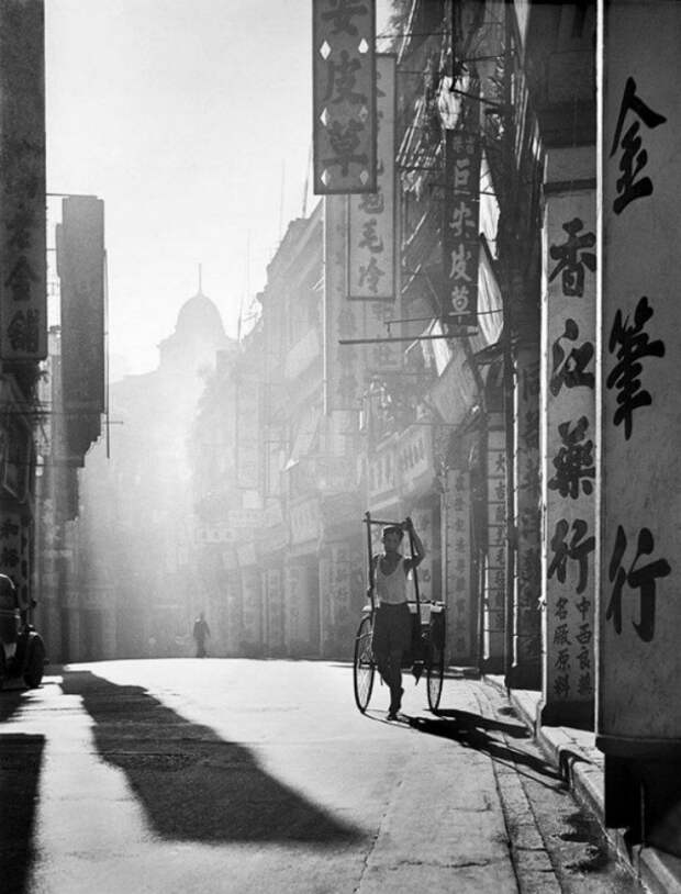 Изумительные фотографии Гонконга 1950-х годов, сделанные 13-летним подростком