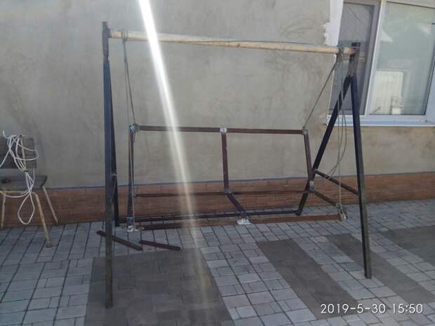 Еще одни садовые качели на дачу своими руками