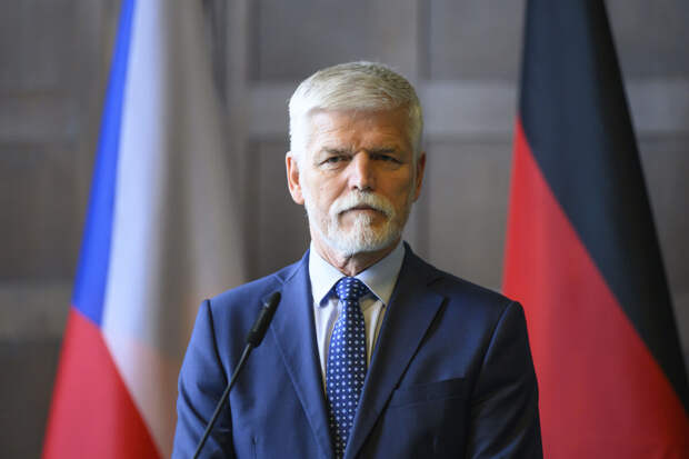 Президент Чехии Павел: Киев по чешской инициативе получит дополнительные снаряды