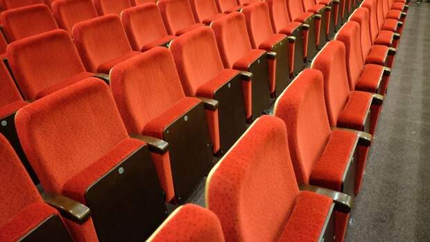 Власти Карелии рекомендовали временно закрыть кинотеатры