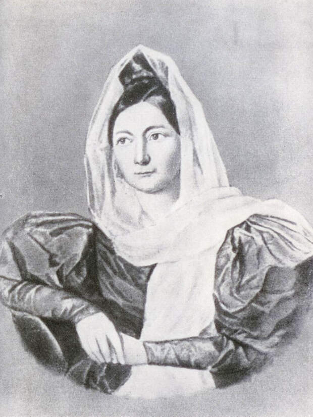 По словам современника, Екатерина Сергеевна Лунина «была лучше, чем красавица: умная, милая, изящная, вся в брата». По словам современника, Екатерина Сергеевна Лунина «была лучше, чем красавица: умная, милая, изящная, вся в брата».