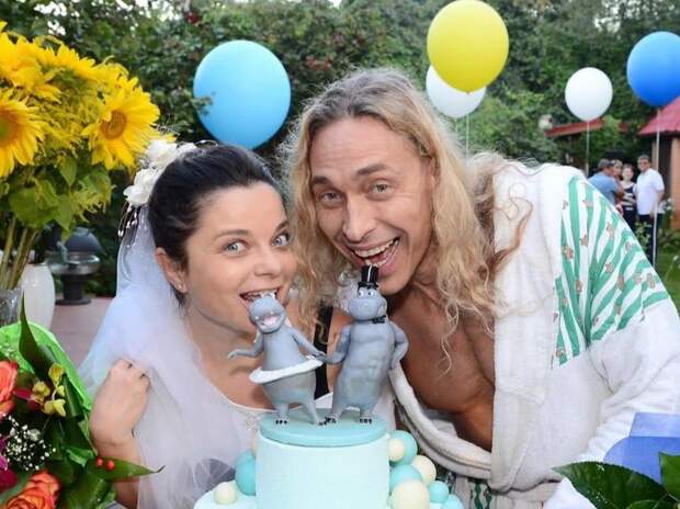 Наташа Королева поздравила Тарзана с бронзовой свадьбой и поделилась фото