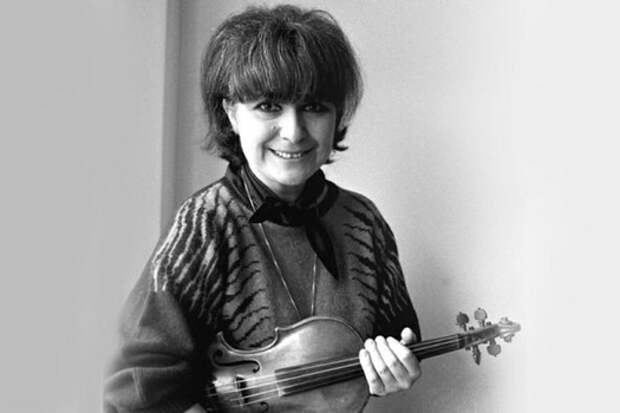 Ушла из жизни легендарная скрипачка Лиана Исакадзе