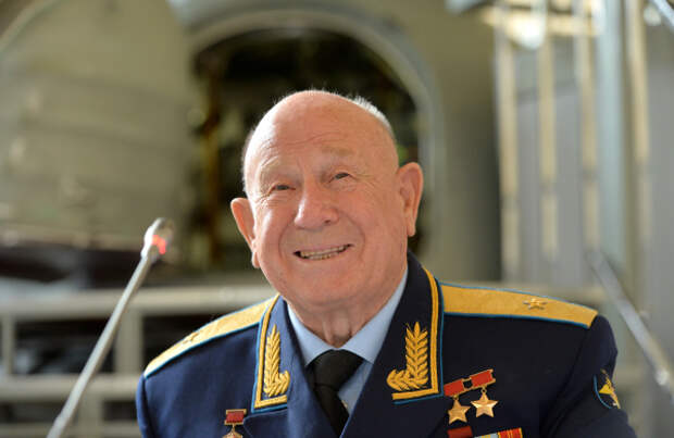 Космонавт Леонов, связанный с Baring Vostok, покинул Россию