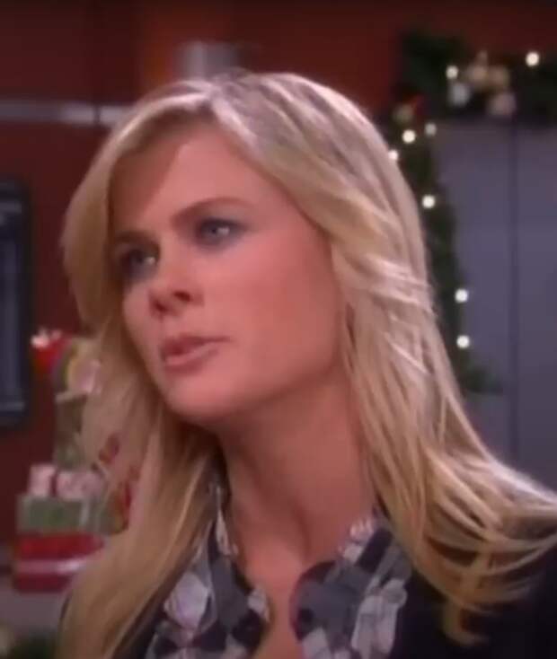 Sami gets a dressing down from Nicole at the hospital on Days of Our Lives