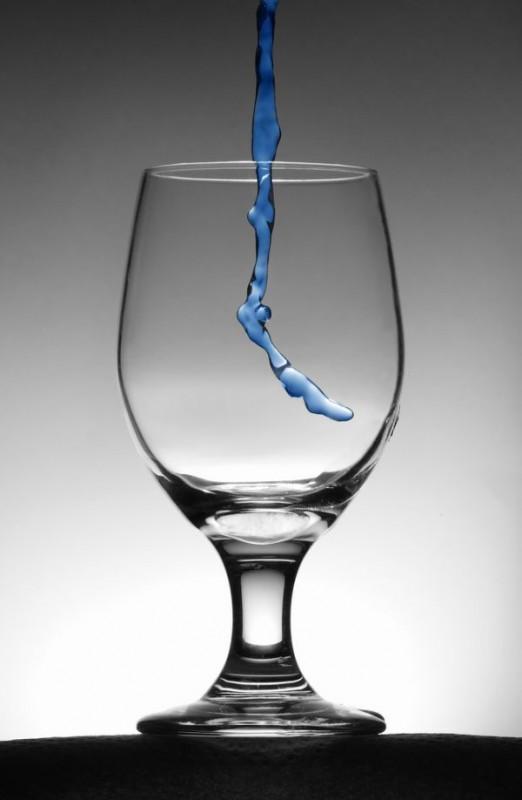 blue-imact-photoshop-liquid-drink-wine-glass-cool