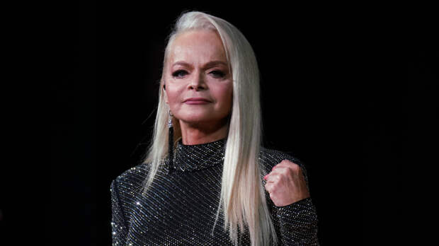 Спасение на корпоративах: сколько заработает Долина после отмены концертов